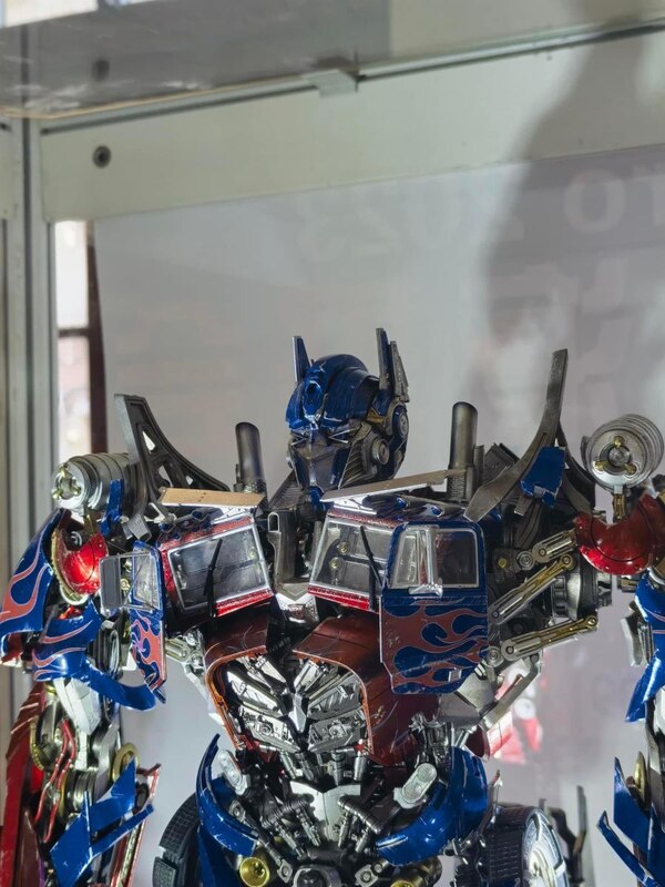 Image Of Premium+ Optimus Prime Display From  Threezero Transformers Series  (5 of 22)